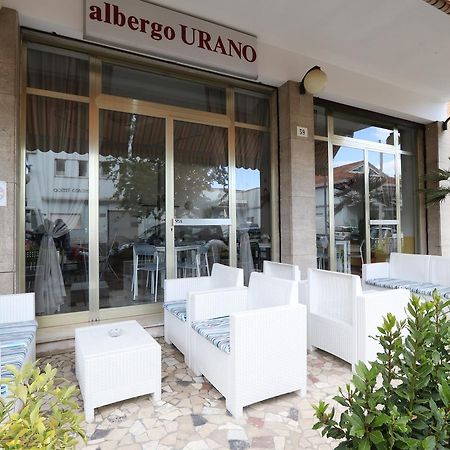 Hotel Urano Cattolica Bagian luar foto
