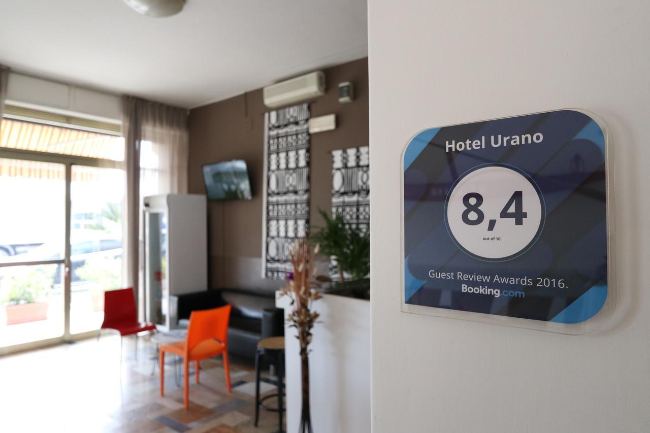 Hotel Urano Cattolica Bagian luar foto