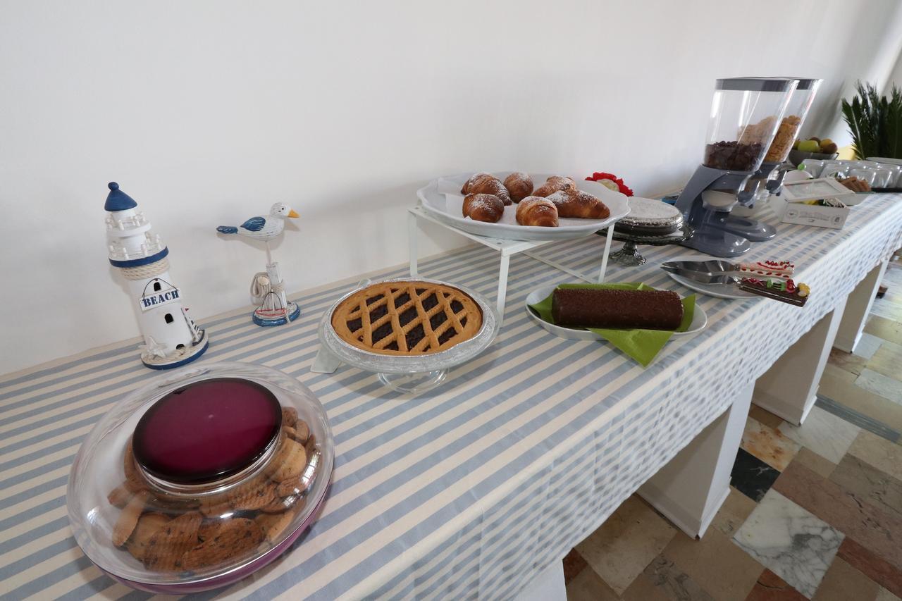 Hotel Urano Cattolica Bagian luar foto