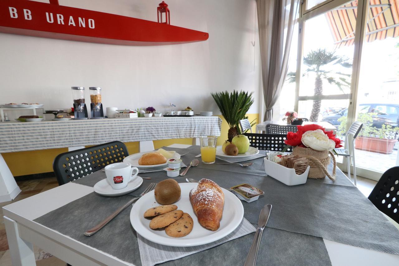 Hotel Urano Cattolica Bagian luar foto